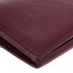 مملوكة مسبقًا Salvatore Ferragamo Gancini Bordeaux Continental Wallet