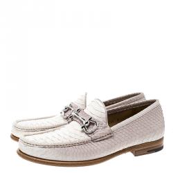 Pre Owned حذاء لوفرز ساالفاتوري فيراغامو ميسون جلد ثعبان آومبريه أبيض/ بيج فاتح مقاس 41