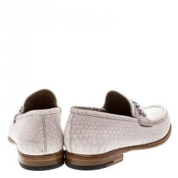 Pre Owned حذاء لوفرز ساالفاتوري فيراغامو ميسون جلد ثعبان آومبريه أبيض/ بيج فاتح مقاس 41