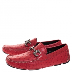 مملوكة مسبقًا Salvatore Ferragamo Red Ostrich Effect Leather Parigi Driving Loafers Size 40