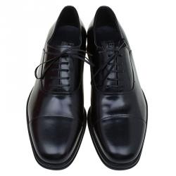مملوكة مسبقًا Salvatore Ferragamo Black Leather Russel Cap Toe Oxfords Size 42
