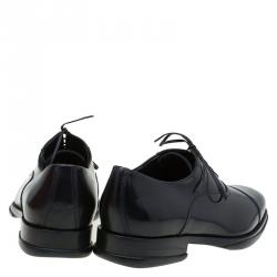 مملوكة مسبقًا Salvatore Ferragamo Black Leather Russel Cap Toe Oxfords Size 42