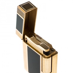 S.T. Dupont Black Chinese Lacquer Textured Gold Plated Lighter