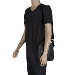 Pre Owned Tod's Black Leather Pillow Reporter Bag