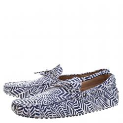 Pre Owned Tod's Blue and White Printed Leather Bow Loafers Size 46.5