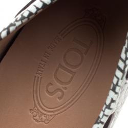 مملوكة مسبقًا Tod's Green Abstract Print Leather Bow Loafers Size 43