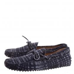 Pre Owned حذاء لوفرز تودز سويدي رصاصي بطباعة وفيونكة مقاس 43