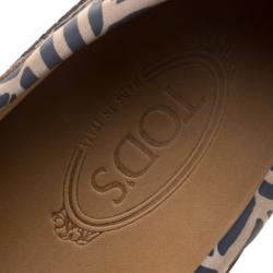 Pre Owned Tod's Beige and Grey Printed Leather Bow Loafers Size 43