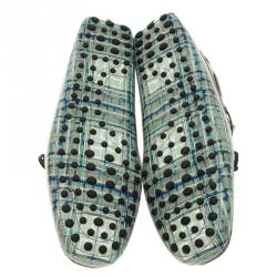 مملوكة مسبقًا حذاء لوفرز تودز جلد طباعة تجريدية مقاس 44.5