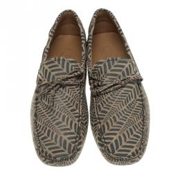 Pre Owned حذاء لوفرز تودز فيونكة جلد مطبوع رمادي وبيج مقاس 42.5 