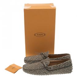 Pre Owned حذاء لوفرز تودز فيونكة جلد مطبوع رمادي وبيج مقاس 42.5 