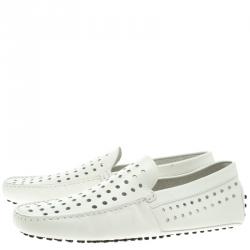 Pre Owned حذاء لوفرز تودز جلد أبيض مثقب مقاس 44.5