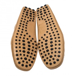 Pre Owned حذاء لوفرز تودز فيونكة جلد قصة ليزر ألماس بيج مقاس 42.5