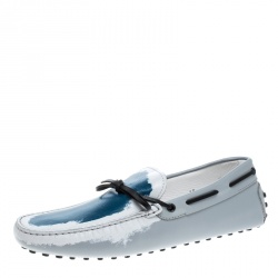 Pre Owned حذاء لوفرز تودز بفيونكة ونقوش طلاء جلد رصاصي مقاس 44.5