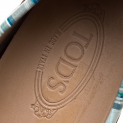 مملوكة مسبقًا حذاء لوفرز تودز جلد طباعة تجريدية مقاس 42.5