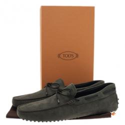 مملوكة مسبقًا Tod's Dark Green Suede Bow Loafers Size 45