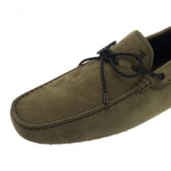 مملوكة مسبقًا Tod's Light Green Suede Bow Loafers Size 42