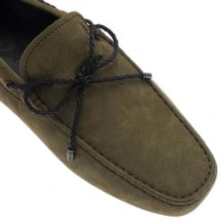 مملوكة مسبقًا Tod's Light Green Suede Bow Loafers Size 42