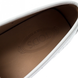 Pre Owned حذاء لوفرز تودز T مزدوج طباعة تنين جلد أبيض مقاس 43