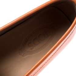 مملوكة مسبقًا Tod's Orange Leather Macro Clamp Loafers Size 44