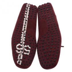 Pre Owned Tod's for Ferrari Maroon Suede Limited Edition Gommino Loafers Size 42.5