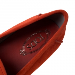مملوكة مسبقًا Tod's Orange Suede Penny Loafers Size 44.5