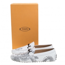 Pre Owned حذاء لوفرز تودز T مزدوج طباعة تنين جلد أبيض مقاس 43