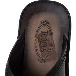 Pre Owned Tod's Black Leather Crossed Strap Slider Sandals Size 41.5