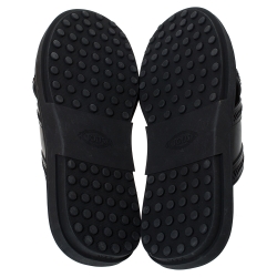 Pre Owned Tod's Black Leather Crossed Strap Slider Sandals Size 41.5