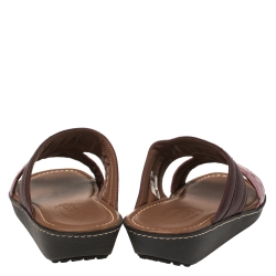 Pre Owned Tod's Two Tone Ostrich Embossed and Leather Sandals Size 40