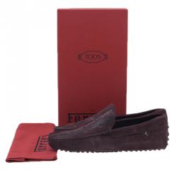 Pre Owned  حذاء تودز فور فيراري جومينو سويدي بني  إصدار محدود No.56 لوفرز مقاس 42.5