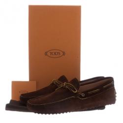 مملوكة مسبقًا حذاء تود جلد سويدي بني فيونكة بدون كعب مقاس 43
