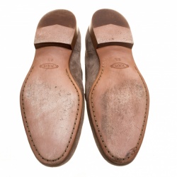 Pre Owned حذاء لوفرز تودز سويدي رصاصي بفيونكة مقاس 42.5