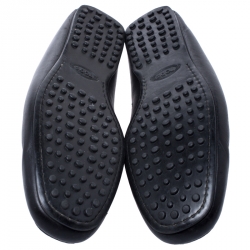 Pre Owned Tod's Black Leather Gommino Loafers Size 42.5