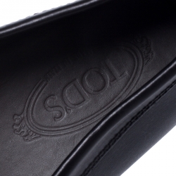 Pre Owned Tod's Black Leather Gommino Loafers Size 42