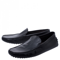 Pre Owned Tod's Black Leather Gommino Loafers Size 42