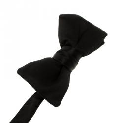 Pre Owned Tom Ford Black Silk Classic Bow Tie