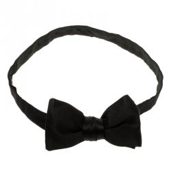 Pre Owned Tom Ford Black Silk Classic Bow Tie