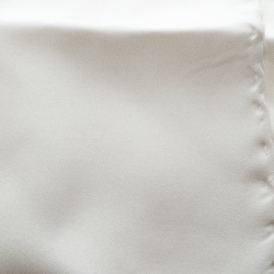 Pre Owned Tom Ford Off White Silk Pocket Square