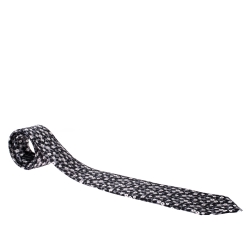 Tom Ford Grey and Black Floral Print Silk Traditional Tie
