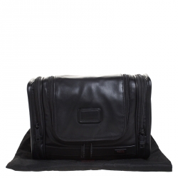 Pre Owned Tumi Black Leather Alpha II Hanging Travel Clutch