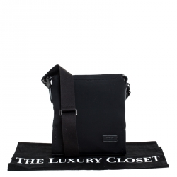 Pre Owned Tumi Black Nylon Messenger Bag