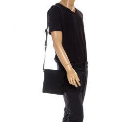 Pre Owned Tumi Black Nylon Messenger Bag