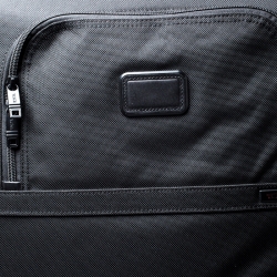 Pre Owned TUMI Black Nylon 4 Wheel Alpha II Short Trip Expandable Packing Case Luggage