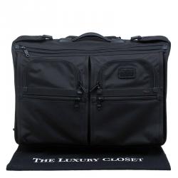 Pre Owned Tumi Black Nylon Carry On Garment Rolling Suitcase