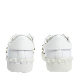 مملوكة مسبقًا Valentino White Leather Rockstud Untitled Sneakers Size 41