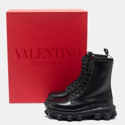 مملوكة مسبقًا Valentino Black Leather Trackstud Combat Boots Size 40.5