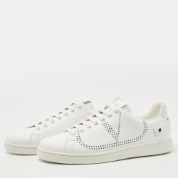 Pre Owned Valentino White Perforated Leather Backnet Rockstud Low Top Sneakers Size 42