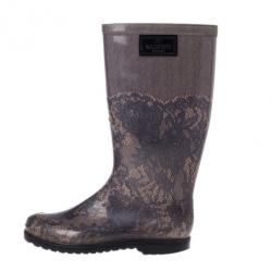 مملوكة مسبقًا Valentino Lace Print Rubber Rain Boots Size 39
