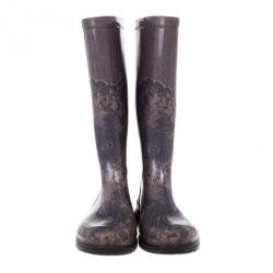 مملوكة مسبقًا Valentino Lace Print Rubber Rain Boots Size 39